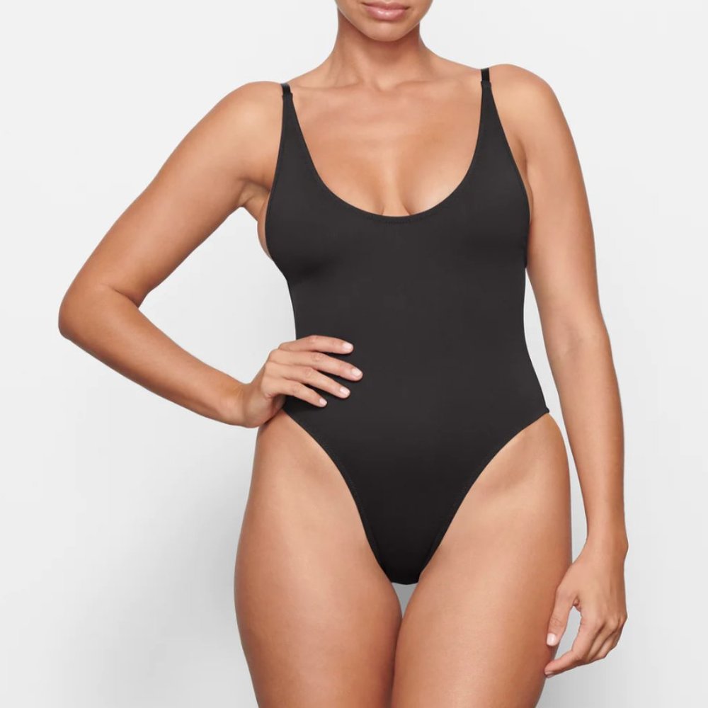 SKIMS Signature Swim Scoop Neck One Piece in Onyx (Size 2X)